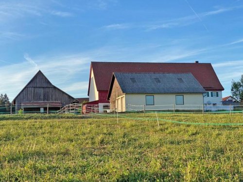 Kaisersbach Immobilien Inserate Baden-Württemberg, 52 km von Stuttgart - Haus mit Pferdestall zu verkaufen Haus kaufen