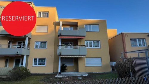 Esslingen am Neckar Immobilien Stadtnahe, ruhige, gut geschnittene 3 Zimmerwohnung! Hobbyraum mit WC und TG Stellplatz. Wohnung kaufen