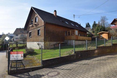 Schömberg (Landkreis Calw) Häuser mit Garten 4-FH mit Terrassen, Balkon, Garten, 3 Garagen - Schömberg Zentrum Haus kaufen