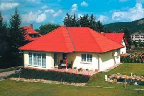 Straubenhardt-Schwann Suche Immobilie Gut geschnittener Bungalow auf großem Grundstück Haus kaufen