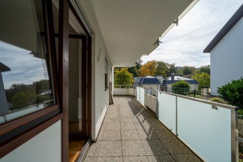 Baden-Baden Terrassenwohnung Sofort verfügbare 3-Zimmer-Wohnung mit 2 Balkonen in hochwertiger Wohnlage! Wohnung kaufen