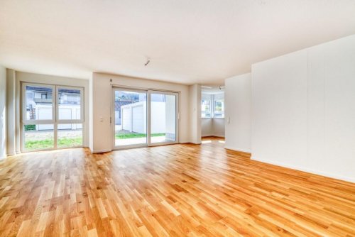 Gernsbach Wohnungsanzeigen Provisionsfrei: Großzügiger 3-Zimmer Neubau im EG mit Gartenanteil Wohnung kaufen