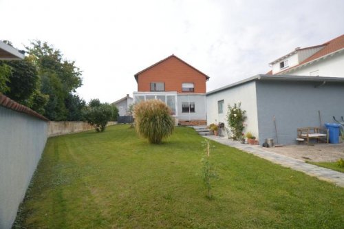 Philippsburg 2-Familienhaus 2 Familien Haus mit großem Grundstück in schöner Lage Haus kaufen