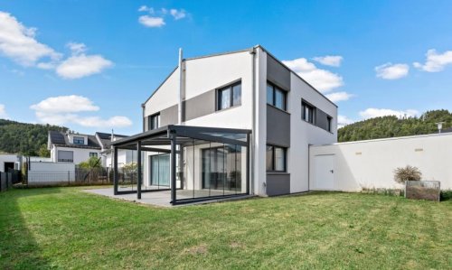 Immendingen Suche Immobilie PROVISIONSFREI- Traumhaftes Einfamilienhaus in moderner Architektur Haus kaufen