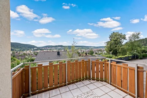 Mühlheim an der Donau Hausangebote PROVISIONSFREI - Reihenendhaus in herrlicher Aussichtslage mit Garage Haus kaufen