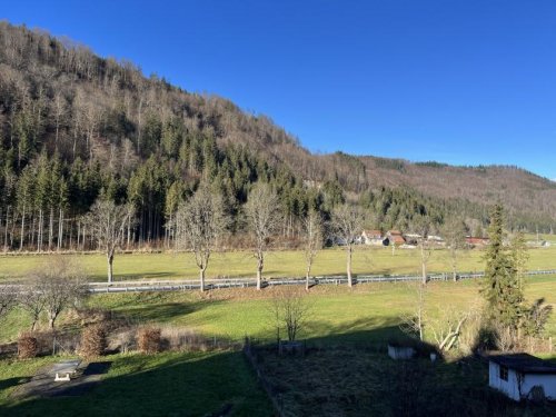 Bärenthal Inserate von Häusern PROVISIONSFREI- Idyllisches Wohnen mit Weitblick: Haus mit zwei separaten Wohnungen in ruhiger Ortslage Haus kaufen