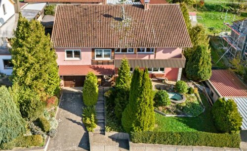 Seitingen-Oberflacht Provisionsfreie Immobilien PROVISIONSFREI - Großes Haus mit herrlicher Aussicht in Ortsrandlage - Einliegerwohnung möglich Haus kaufen