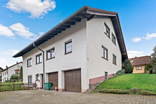 Seitingen-Oberflacht Inserate von Häusern PROVISIONSFREI - Großes Haus mit Potenzial und schönem Grundstück Haus kaufen