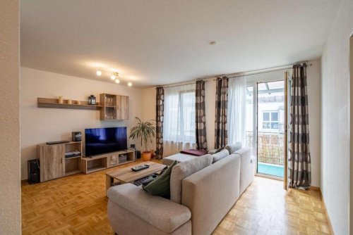 Freiburg im Breisgau Immobilienportal STUDENTISCHES WOHNEN: GERÄUMIGE 2-ZIMMER-WOHNUNG MIT BALKON + STELLPLATZ IN FREIBURG-HASLACH Wohnung kaufen