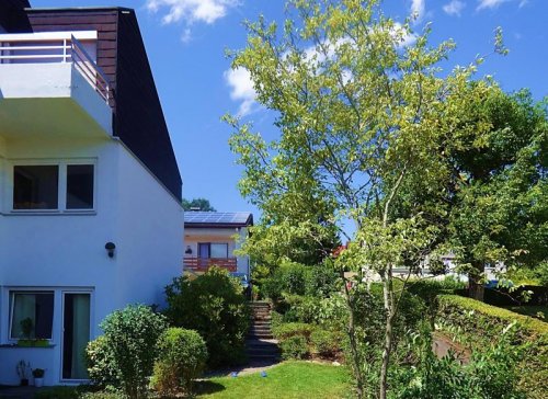 Lottstetten Immobilienportal Villa an der Schweizer-S-Bahnlinie: Zürich City-Flughafen Haus kaufen