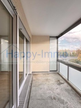 München Immobilien barrierefreie und bezugsfreie 2 Ziwhg / Giesing / TG / BJ 2010 / Süd Loggia Wohnung kaufen