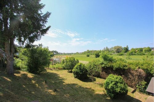 Ergoldsbach Attraktives Baugrundstück mit herrlicher Aussicht in Ergoldsbach/ Jellenkofen Grundstück kaufen