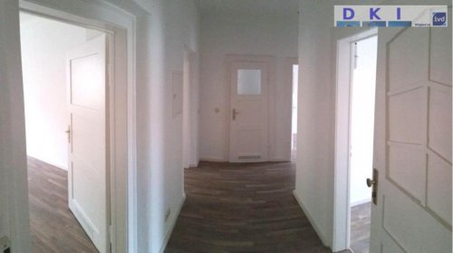 Nürnberg Terrassenwohnung RESERVIERT - Nürnberg - 4.OG - 3 Zimmerwohnung gut geschnitten und mit ruhigem Balkon Wohnung kaufen