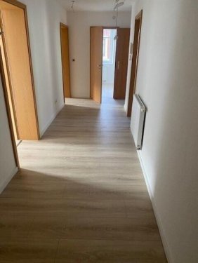 Glashütte (Landkreis Sächsische Schweiz-Osterzgebirge) Günstige Wohnungen 3-Raum-Wohnung - renoviert und zentral Wohnung mieten