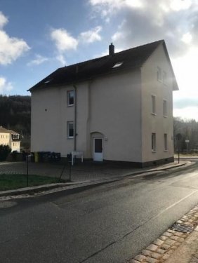 Roßwein Immobilien Inserate DG 3,5-Zimmer mit Tageslichtbad und Laminat in ruhiger Lage!!! Wohnung mieten