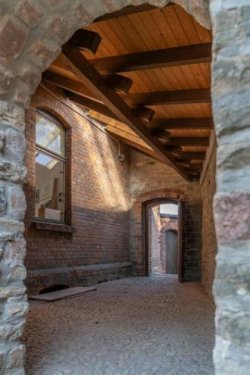 Bernburg Wohnen auf Zeit WG Zimmer Bernburg - Zimmer im Alten Pfarrhaus jetzt verfügbar Wohnung mieten