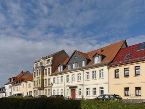 Ronneburg Etagenwohnung (EF0565_M) Gera: Ronneburg, vollmöblierte 2-Zimmer-Wohnung in ruhiger City-Lage, Waschmaschine und WLAN inklusive Wohnung