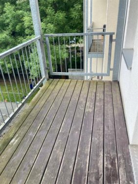 Chemnitz Großzügige 3-Zimmer mit Balkon, Wannenbad & Laminat in Bestlage! Wohnung mieten