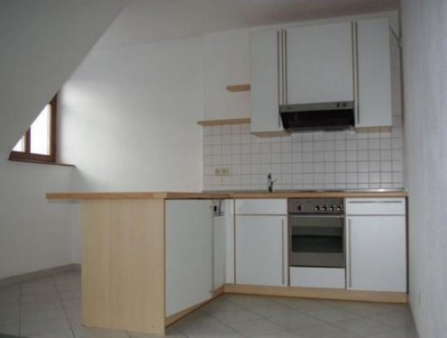 Chemnitz Suche Immobilie ** Kompakte Maisonette DG 3-Zimmer mit Einbauküche, Aufzug und Laminat auf dem Kaßberg *** Wohnung mieten
