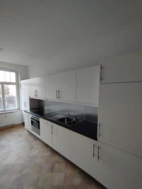 Chemnitz 2-Zimmer Wohnung Großzügige 2-Zimmer mit Laminat, Wannenbad und EBK in sehr guter Lage Wohnung mieten