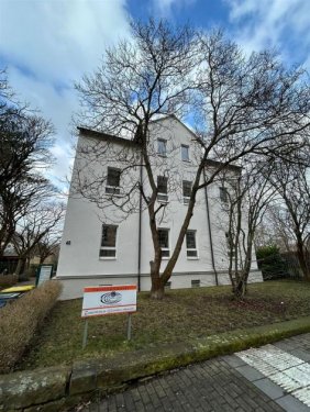 Chemnitz Immobilien Große 3-Zimmer mit Wanne, Dusche, sep. WC, Terrasse und Laminat in guter Lage! Wohnung mieten