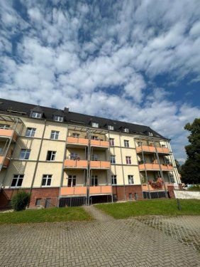 Chemnitz Wohnungsanzeigen Großzügige 2-Zimmer mit Laminat, Balkon und Wannenbad in guter Lage Wohnung mieten