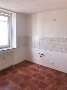 Chemnitz Immobilien Großzügige 2-Zimmer mit Laminat und Wannenbad in ruhiger Lage! Wohnung mieten