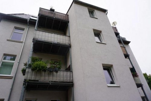 Chemnitz Terrassenwohnung 1 Monat mietfrei! Große 3-Zi. mit Laminat, Einbauküche, Wannenbad und Balkon in ruhiger Lage! Wohnung mieten