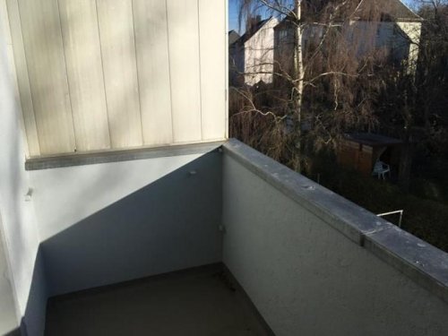 Chemnitz Terrassenwohnung Großzügige 2-Zimmer mit Laminat, Balkon und Wannenbad zum Toppreis in ruhiger Lage! Wohnung mieten