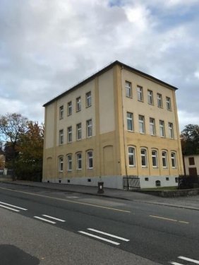 Hartmannsdorf (Landkreis Mittelsachsen) Immo Großzügige 2-Zimmer mit Laminat und Wannenbad mit Fenster in guter Lage! Wohnung mieten