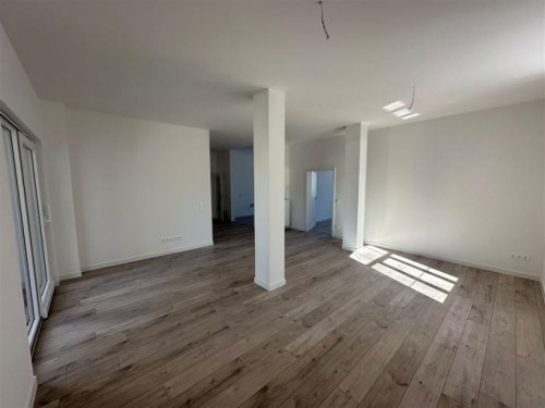 Burkhardtsdorf Immobilie kostenlos inserieren Erstbezug nach San.! Große 5-Zimmer Loft mit Wa., Du. und Riesenloggia in ruhiger Lage! EBK mgl. Wohnung mieten