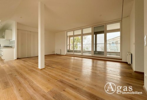 Berlin Neubau Wohnungen Lichtdurchflutete Dachgeschosswohnung mit großem Balkon in Bestlage Wohnung mieten