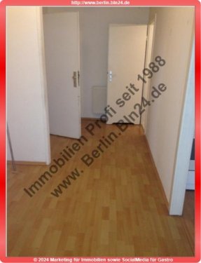 Berlin 1 Zimmer in Friedrichshain Nähe U+S Bahn -- Mietwohnung Wohnung mieten