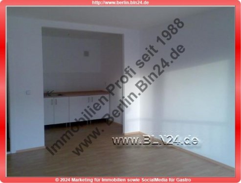 Berlin Immobilienportal Mietwohnung --- 1 Zimmer Südseite - Nähe US Bahn Wohnung mieten