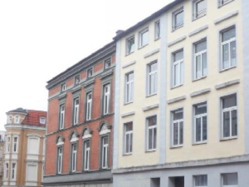 Schwerin Wohnung Altbau Schwerin Paulstadt: 4 Zimmer Wohnung im Herzen Schwerins für Handwerklich begabte Wohnung mieten