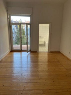 Hamburg Wohnungsanzeigen Geräumige 4-Zimmer-Wohnung mit Einbauküche, Badewanne und Balkon in Billstedt Wohnung mieten