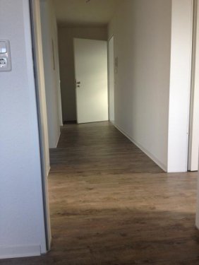 Hameln Immobilien Barrierearme helldurchflutete 2 Zimmer Dachgeschoßwohnung Wohnung mieten