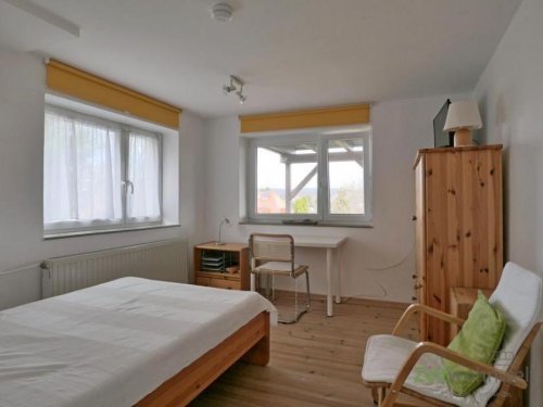 Kassel Immobilien Inserate (EF1019_M) Kassel-Stadt: Kirchditmold, kleines möbliertes Apartment mit sep. Eingang für Wochenendheimfahrer Wohnung mieten