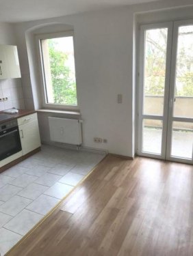 Magdeburg Suche Immobilie Gemütliche schöne 2-R-Wohnung mit Balkon EBK.ca.58 m² in MD- Sudenburg zu vermieten . Wohnung mieten