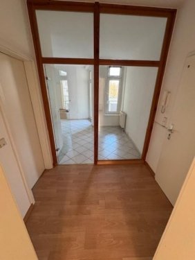 Magdeburg Immobilie kostenlos inserieren Schöne freundliche 3-R-Wohnung im 2.OG. BLK. ca.71 m² in Magdeburg- Sudenburg mit EBK. zu vermieten. Wohnung mieten