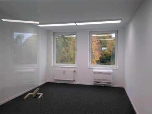 Ratingen Günstiges Büro Individuelle Einzelbüros ab 17 m² in modernem Gebäude in Ratingen-Ost Gewerbe mieten