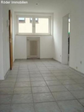 Neuss Wohnung Altbau Grosse Sonnenterrasse 3 Zi. Wohnung mit guter Verkehrsanbindung Wohnung mieten