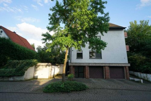 Mülheim an der Ruhr Immobilien Mülheim/Ruhr-Mitte: 2,5-Zi.-Whg mit eigener Terrasse und Gartenmitbenutzung Wohnung mieten