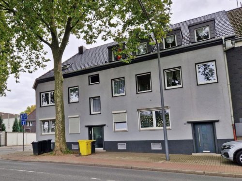 Gelsenkirchen Immo Erdgeschoss: Frisch sanierte 2,5 Zimmer Wohnung (55 qm) in Gelsenkirchen-Bulmke Wohnung mieten