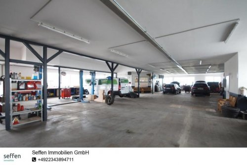 Euskirchen Immobilien Inserate **Lagerhalle / Produktionshalle / Werkstatt: Geräumig, sehr hell & zentral in Euskirchen** Gewerbe mieten