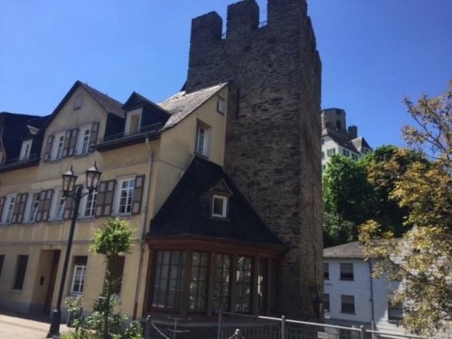 Oberwesel Provisionsfreie Immobilien Top-Gelegenheit! Renovierte 1 Zimmer-Wohnung im historischen Gebäude von Oberwesel zu vermieten Wohnung mieten