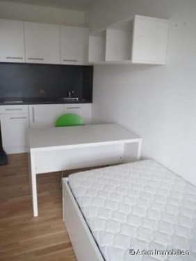 Frankfurt am Main Etagenwohnung artim-immobilien: 19x 5 OG Süd-West 1-Zimmer Appartment in Frankfurt Zentrum mit SKYLINE Blick Wohnung mieten