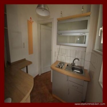 Wiesbaden Wohnung Altbau S.T.A.R.K. Immobilien Singlewohnung mit sep.Eingang und EBK am Kurpark. Wohnung mieten