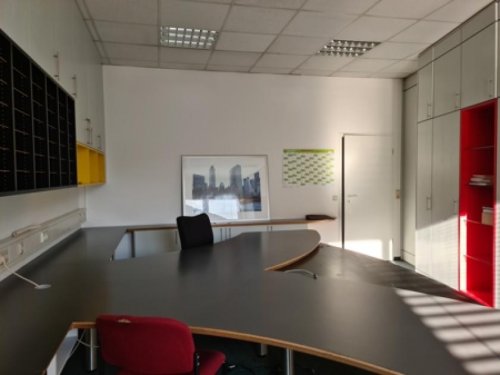 Saarbrücken Günstiges Büro Ruhiges, gediegenes Arbeiten in Saarbrücken, zentrumsnah (5;1.OG) Gewerbe mieten