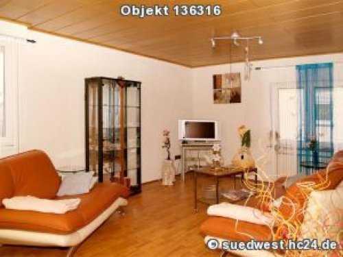 Speyer Immobilien Inserate Speyer: Möblierte zwei-Zimmerwohnung mit Balkon und überdachtem Autoabstellplatz Wohnung mieten